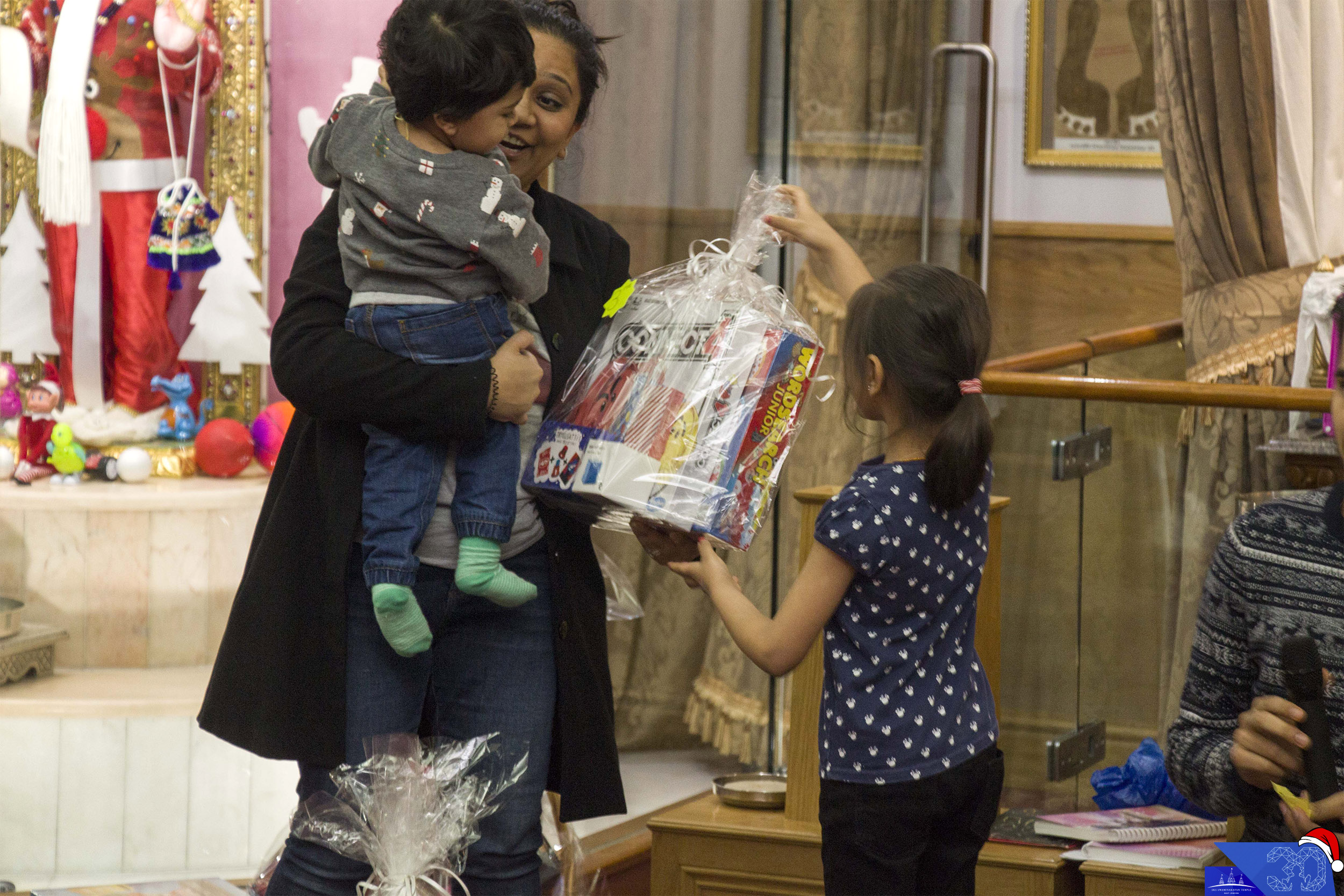 ©1987-2017 SKS Swaminarayan Temple East London